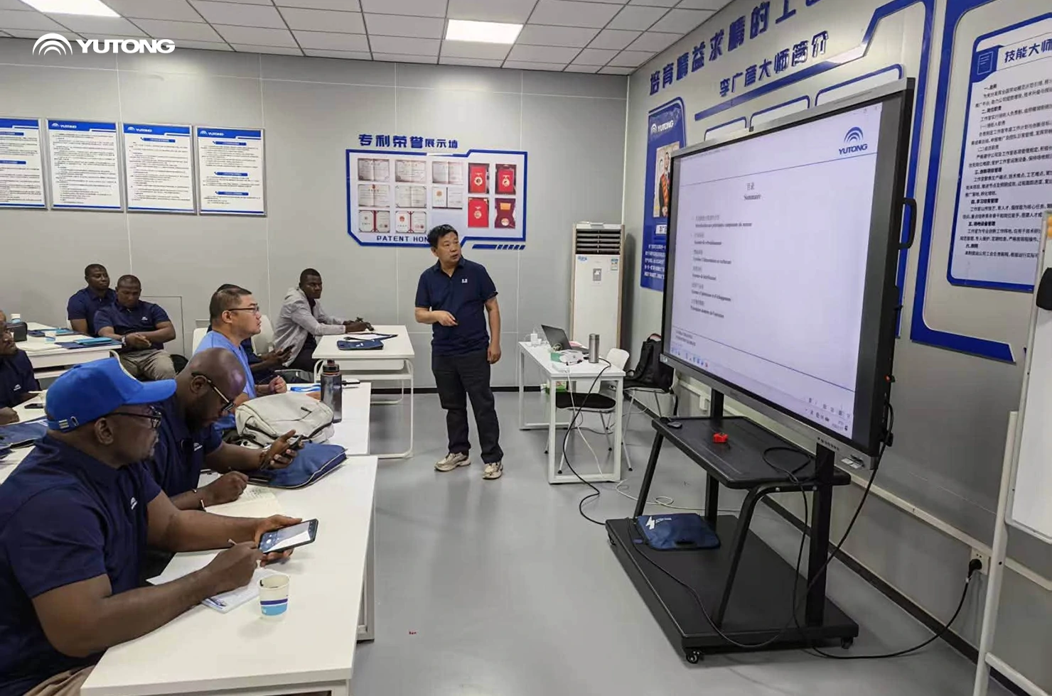 Yutong Completes Two-Week Technical Training for Technicians from Multiple African Countries at Zhengzhou Headquarters