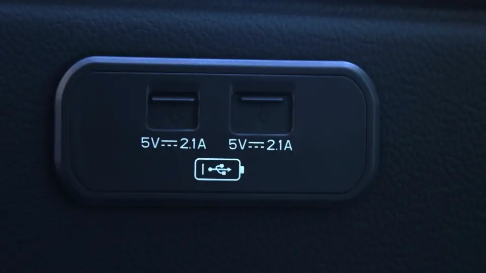 USB charging interface