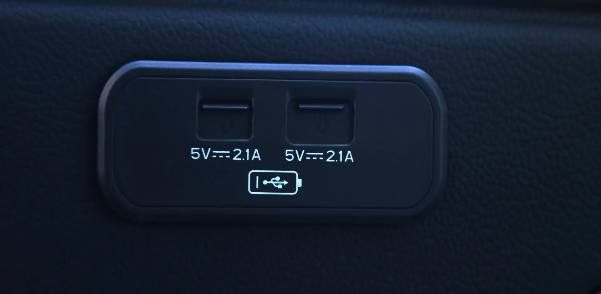 USB charging interface
